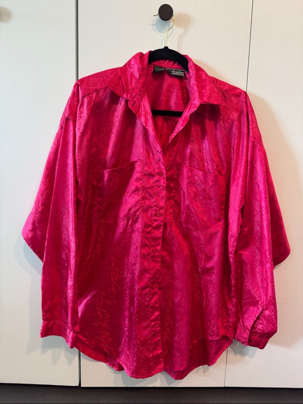 Vintage Hot Pink Button-Down Blouse with shoulder pads size Large